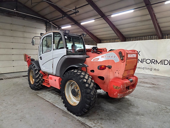 Manitou MT 1440 m/Hydr. pallegaffel 3 of 5