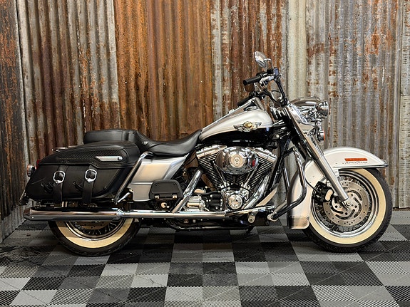 Harley-Davidson FLHRCI Road King Classic 100th Anniversary/Lav kjørelen 3 of 5