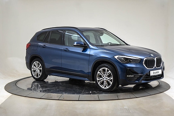BMW X1 11 of 18