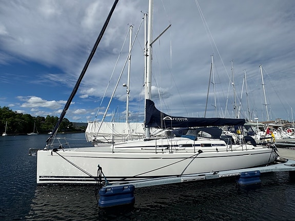 Arcona 410 2 of 5