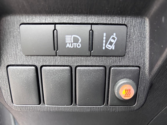 Toyota Prius Plug-in Hybrid 30 of 30