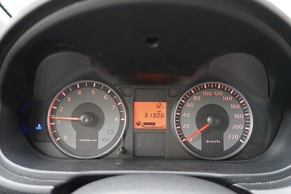 Mitsubishi Colt 28 of 30