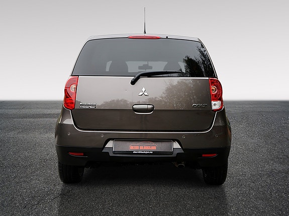 Mitsubishi Colt 10 of 30