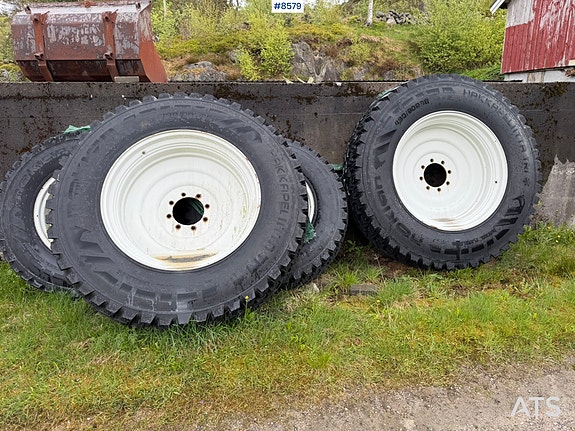 Nokian Hakkapelita piggdekk
