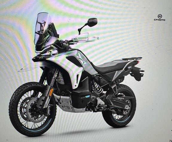 CFMOTO 1000MT-X både i standard og lav utgave