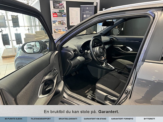 Toyota Yaris Cross 8 of 20