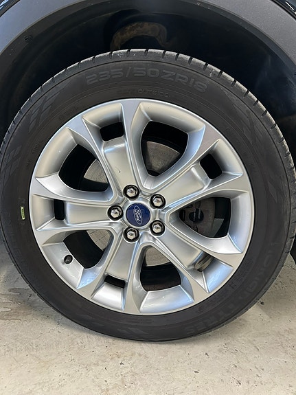 Ford Kuga 3 of 8