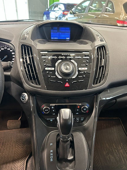 Ford Kuga 5 of 8