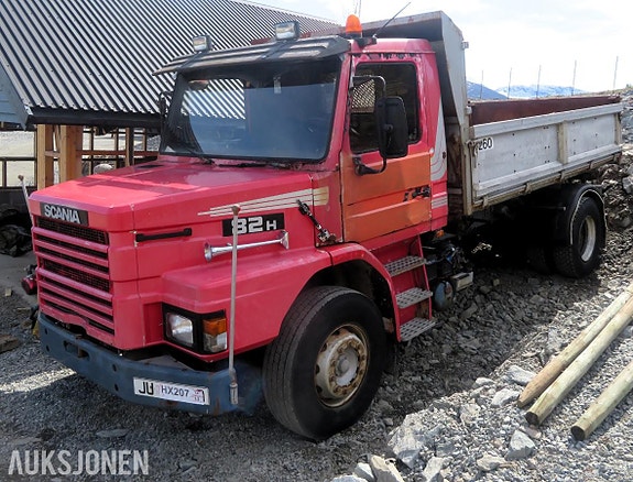 Scania T 82H4X2LI46