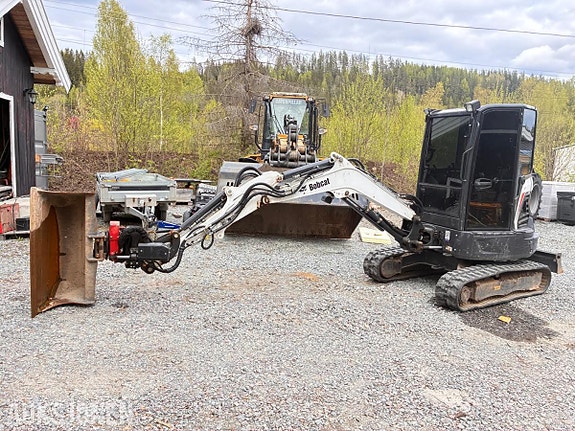 Bobcat E27