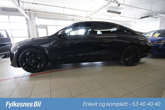 Hyundai Ioniq 6 2 of 5
