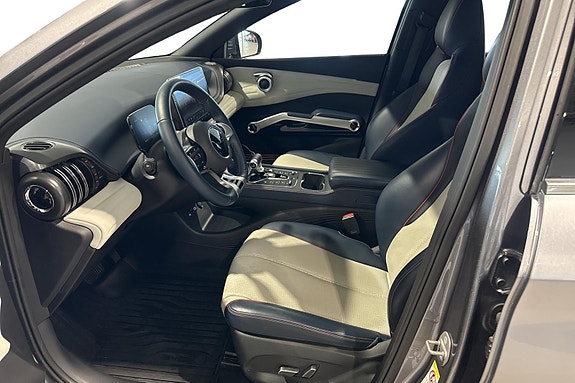 BYD Atto 3 8 of 24