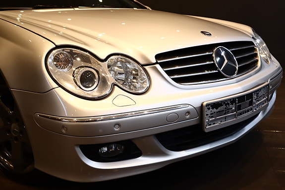 Mercedes-Benz CLK500 6 of 26