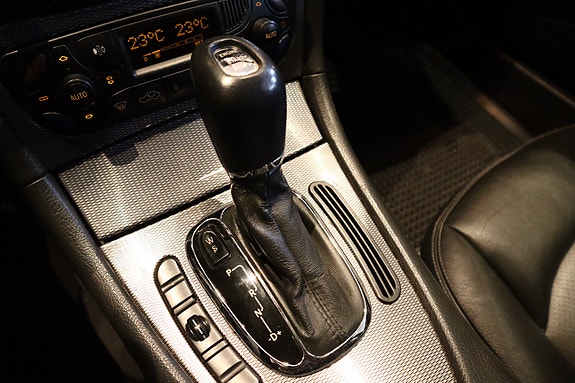 Mercedes-Benz CLK500 21 of 26