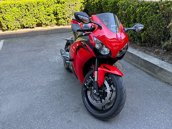 Honda CBR 1000 RR 5 of 5