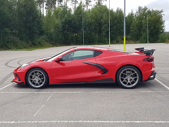 Chevrolet Corvette 8 of 27
