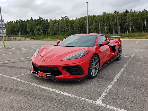 Chevrolet Corvette 2 of 27