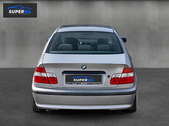 BMW 316i 2 of 2