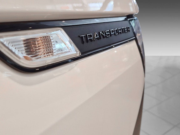 Volkswagen Transporter 10 of 30