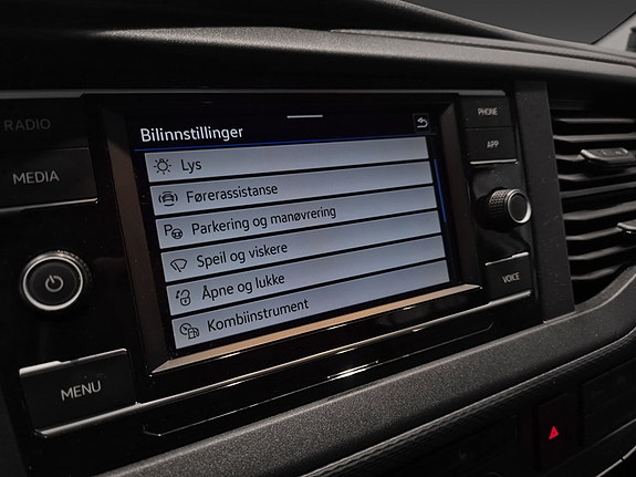 Volkswagen Transporter 23 of 30