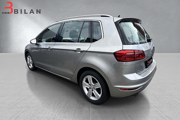 Volkswagen Golf Sportsvan 5 of 5