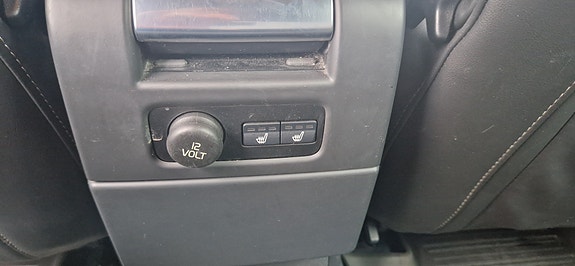 Volvo V70 24 of 30