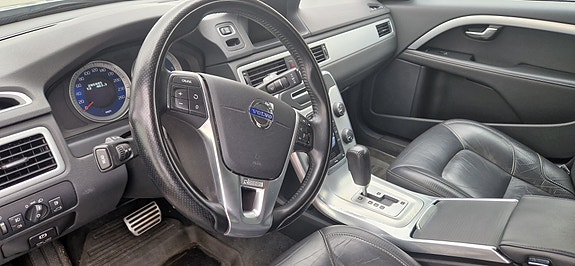 Volvo V70 23 of 30