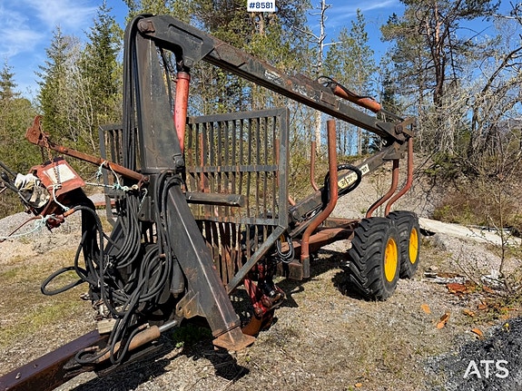 Tømmervogn Med EVI 2965 kran