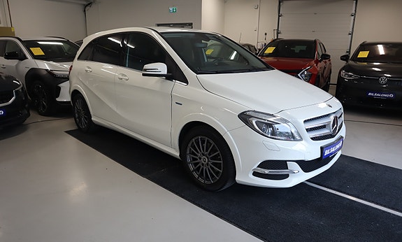 Mercedes-Benz B-Klasse 3 of 5