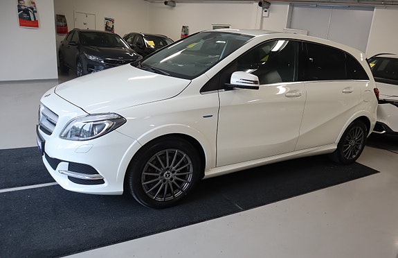 Mercedes-Benz B-Klasse 2 of 5