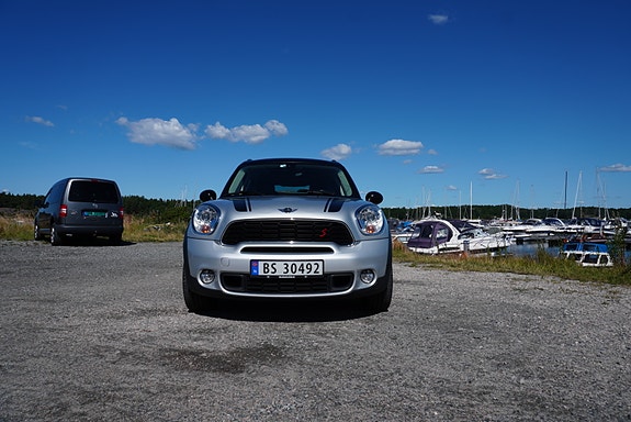 MINI Countryman S 2 of 5