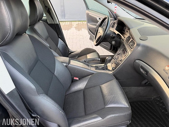 Volvo S60 21 of 30