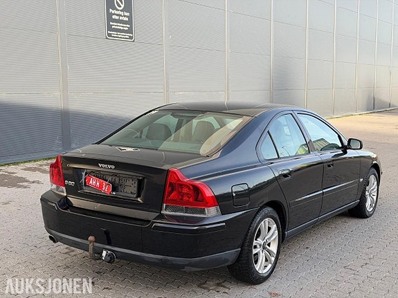 Volvo S60 9 of 30