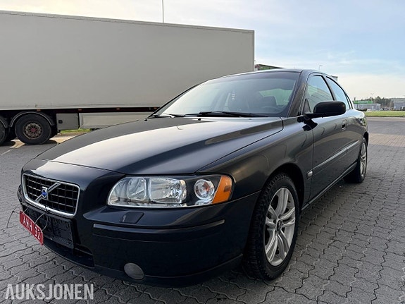 Volvo S60 6 of 30