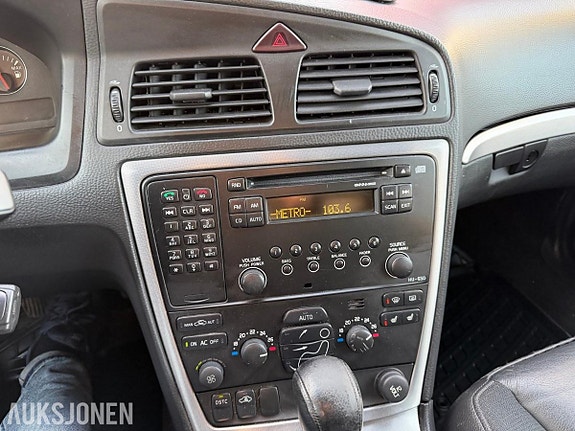Volvo S60 25 of 30
