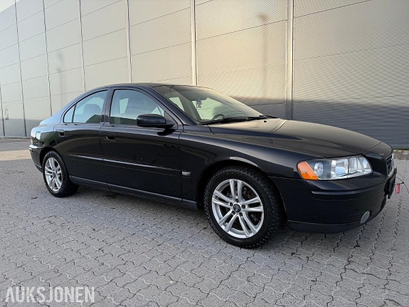 Volvo S60 3 of 30