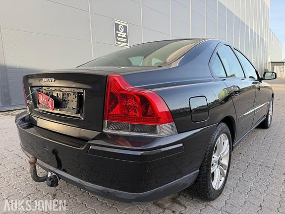 Volvo S60 7 of 30