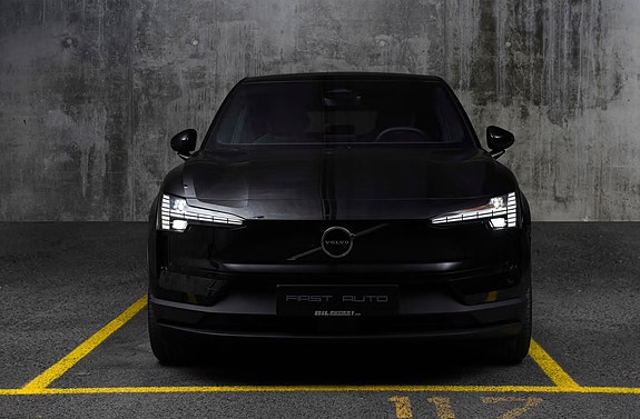 Volvo EX30 3 of 5