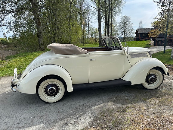 Ford Andre 4 of 30