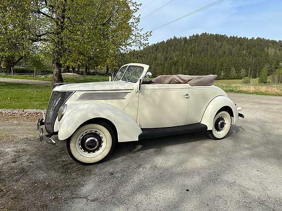 Ford Andre 2 of 30
