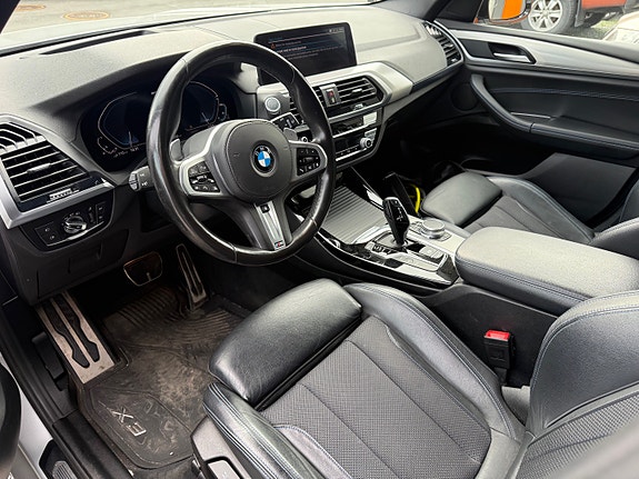 BMW X3 9 of 12