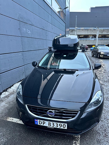 Volvo V40 11 of 25