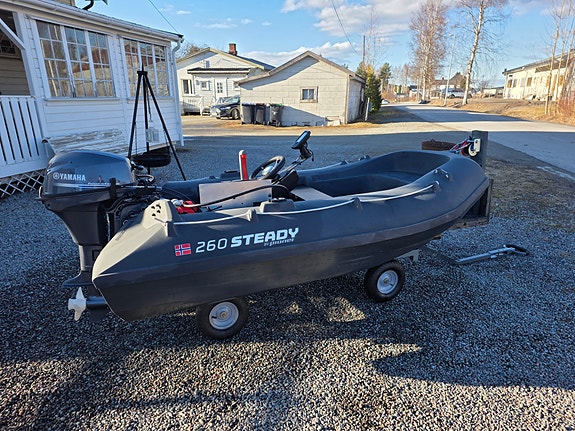 2025 Steady 260 rattkonsol m/ 2025 Yamaha 9,9JMHS  4-takt/ Garmin Ekkolodd 2 of 12