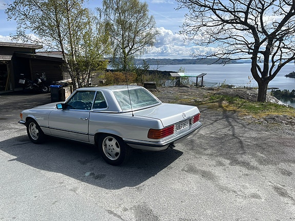Mercedes-Benz SL280 4 of 12