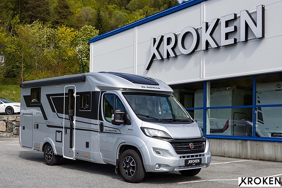 Adria COMPACT DL | Hydrauliske støtteben | Litium | Automat | Face to face