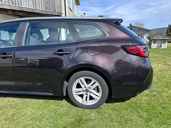 Toyota Corolla 7 of 30
