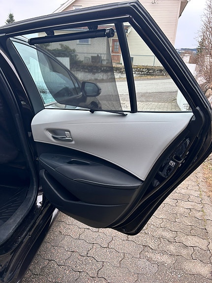 Toyota Corolla 27 of 30