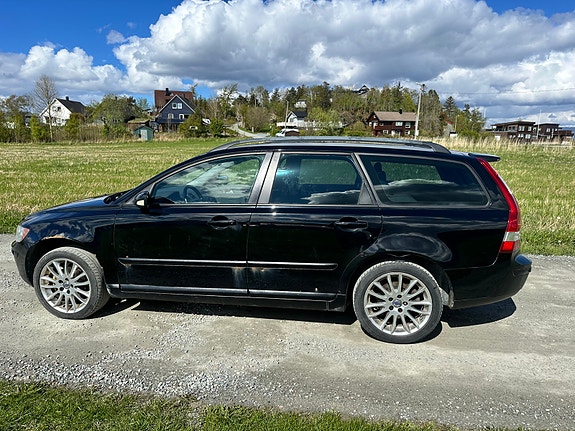 Volvo V50 7 of 16