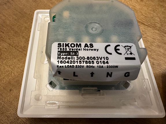Product image 2 of 3