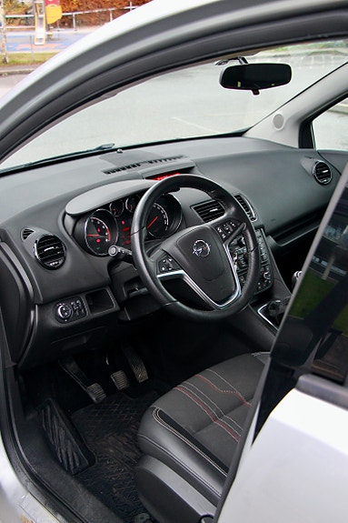 Opel Meriva 16 of 23